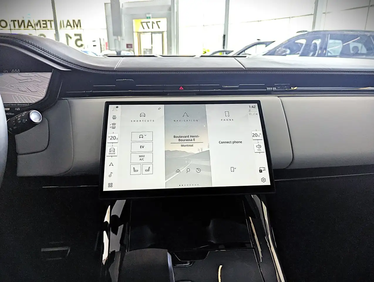 Land Rover Range Rover Sport - Image 24