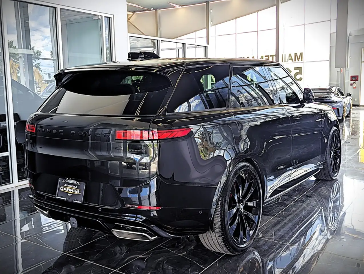 Land Rover Range Rover Sport - Image 6