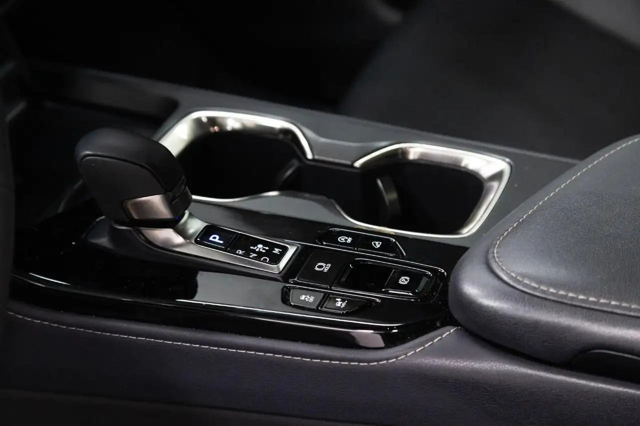 Lexus NX 350 - Image 20