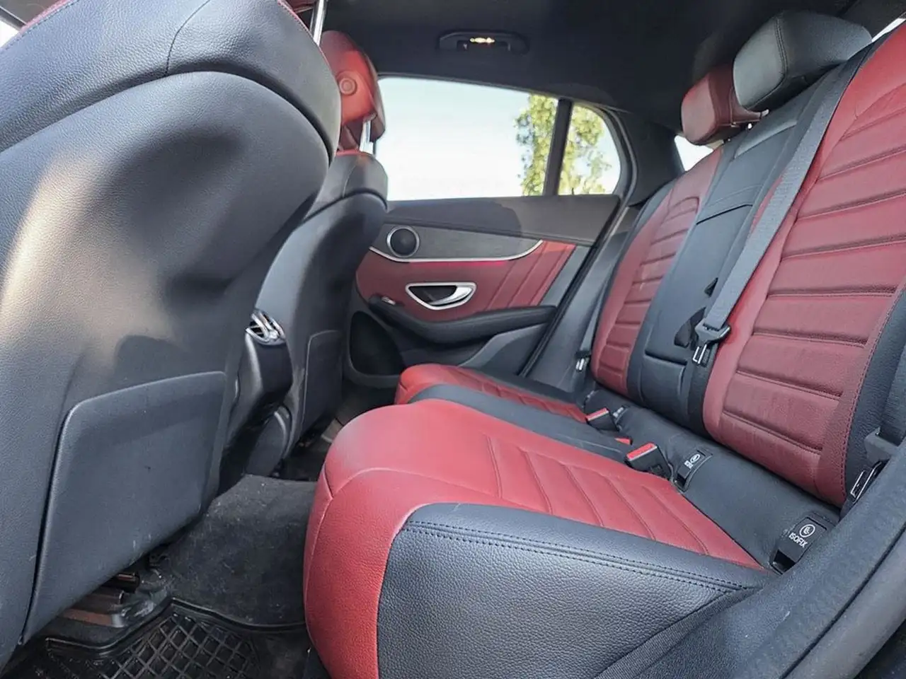 Mercedes-Benz GLC - Image 22