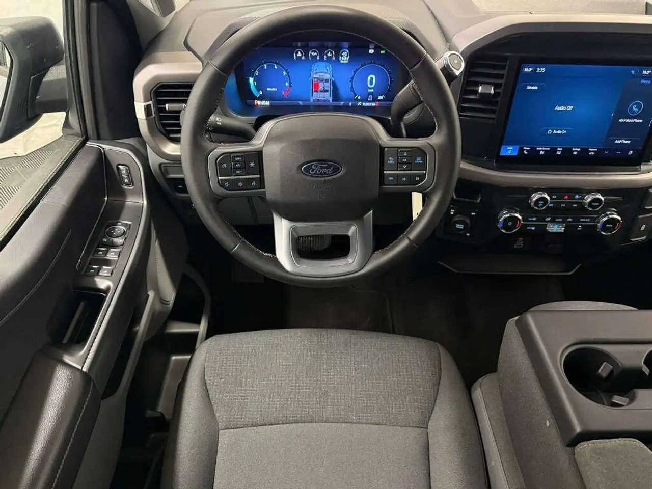 Ford F-150 - Image 23