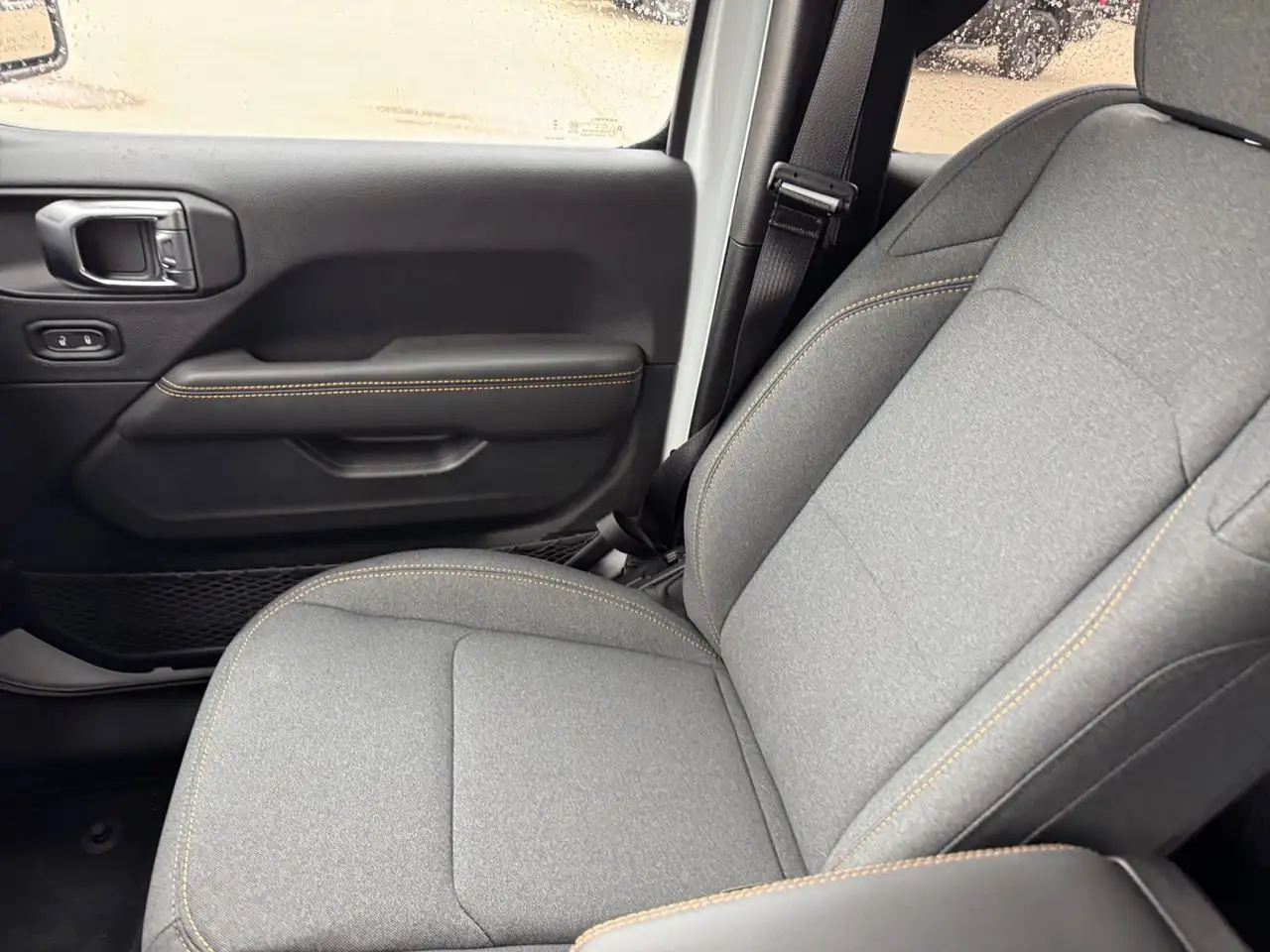 Jeep Wrangler - Image 24