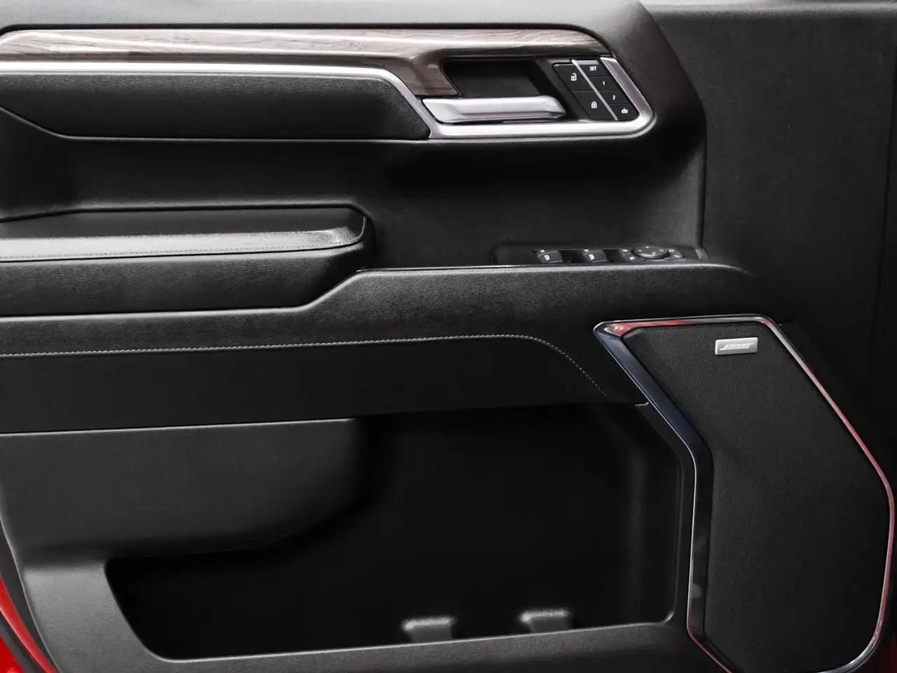 Chevrolet Silverado 1500 - Image 9