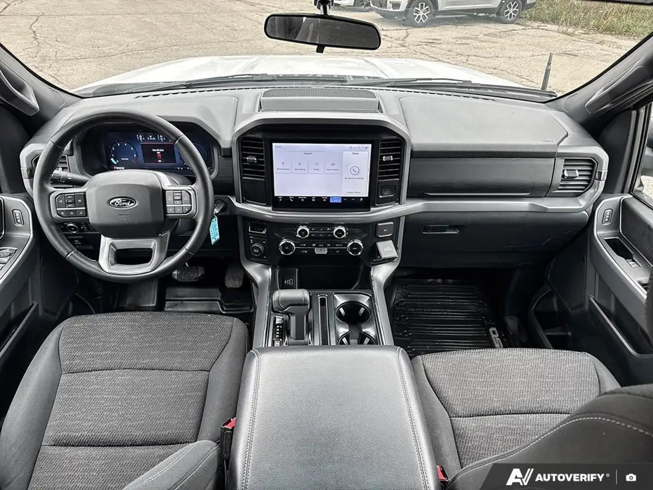 Ford F-150 - Image 23