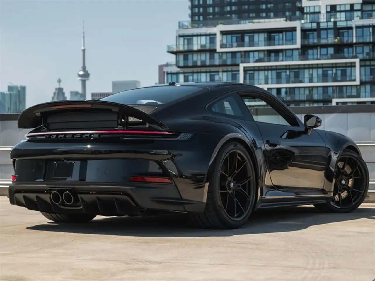 Porsche 911 - Image 4