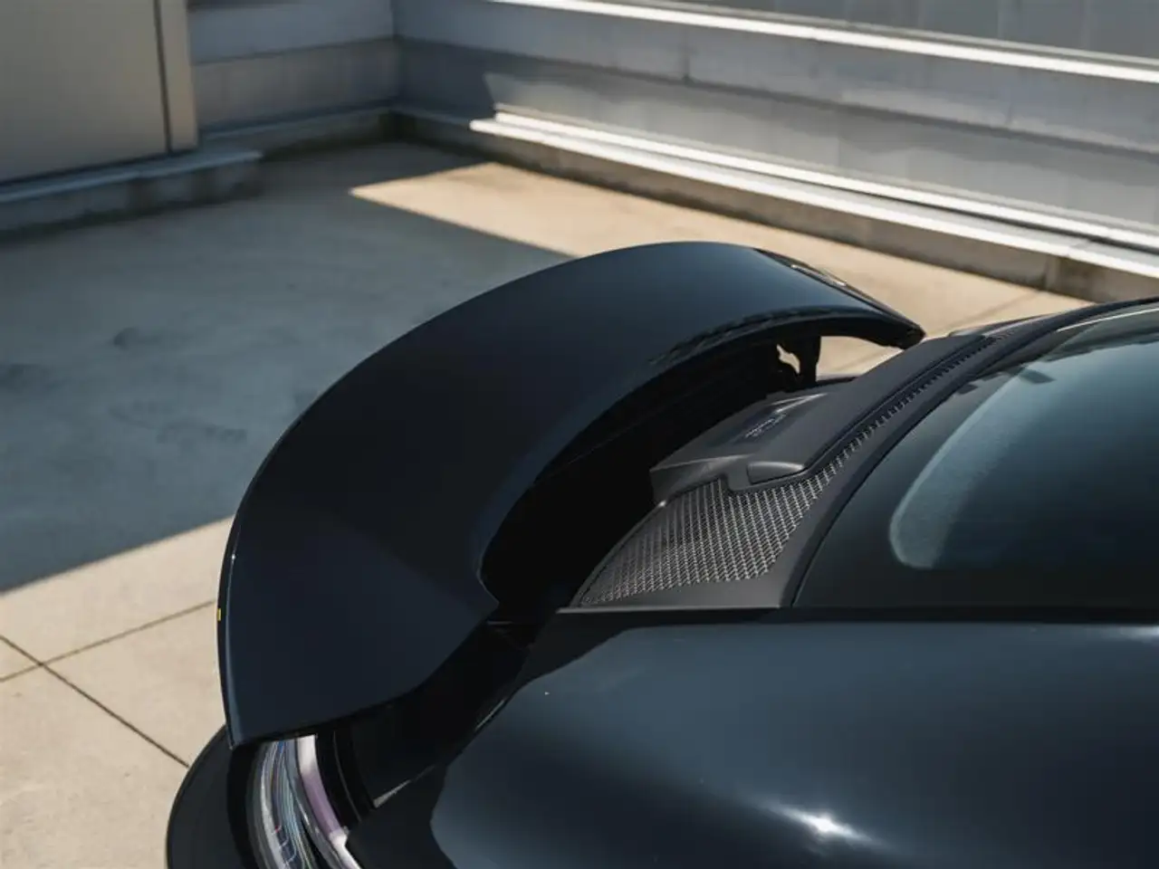 Porsche 911 - Image 37