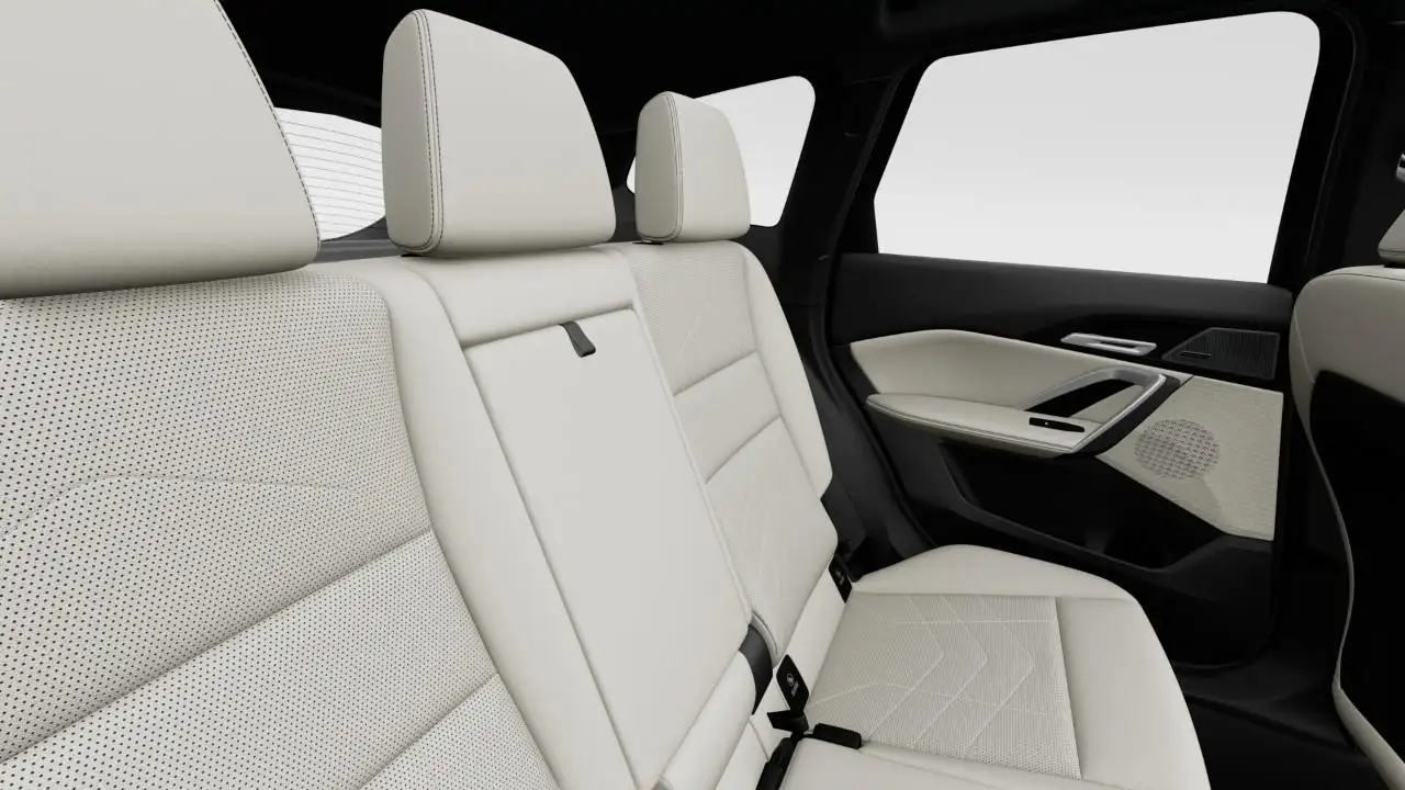BMW X1 - Image 12