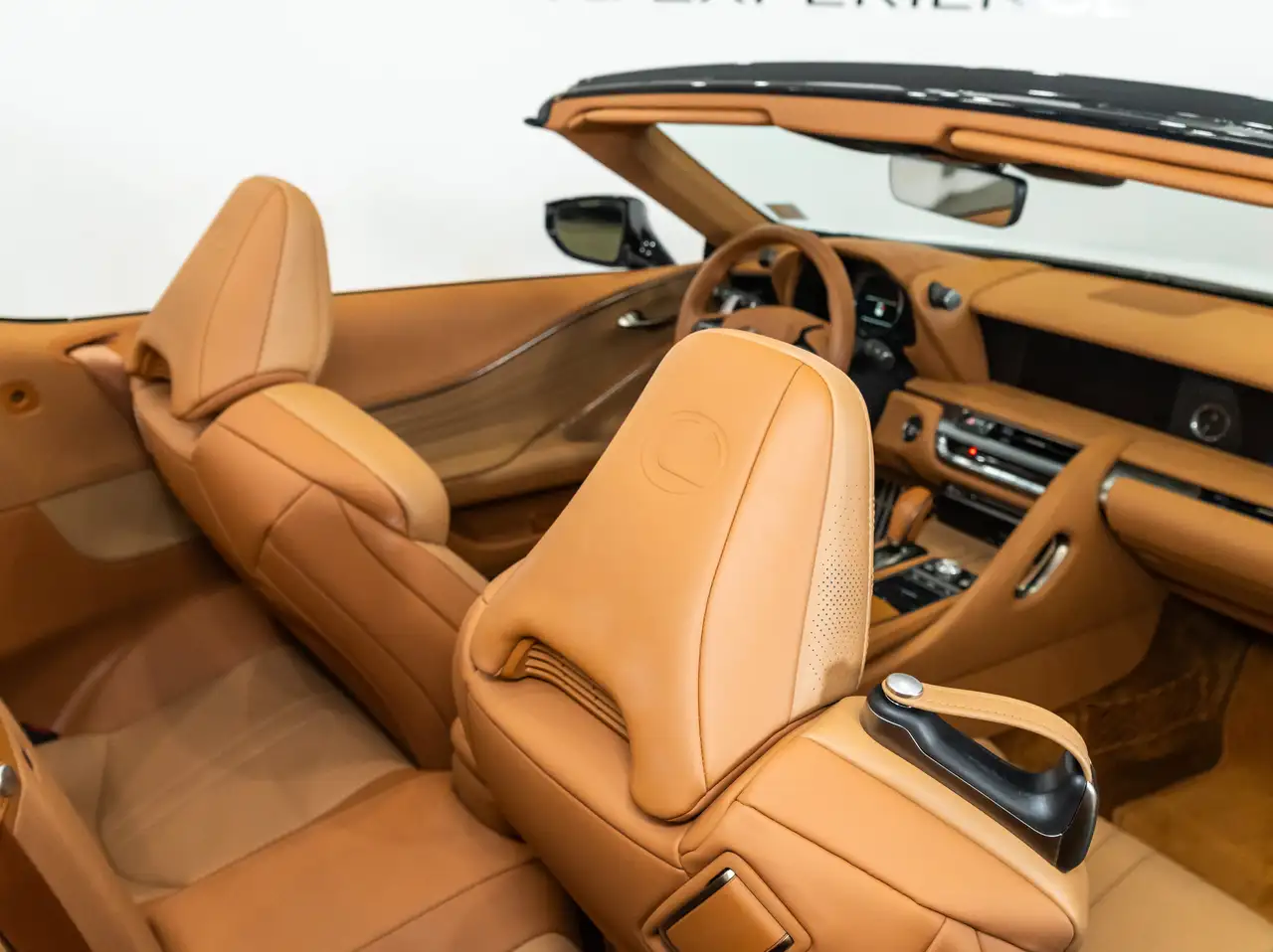 Lexus LC - Image 15