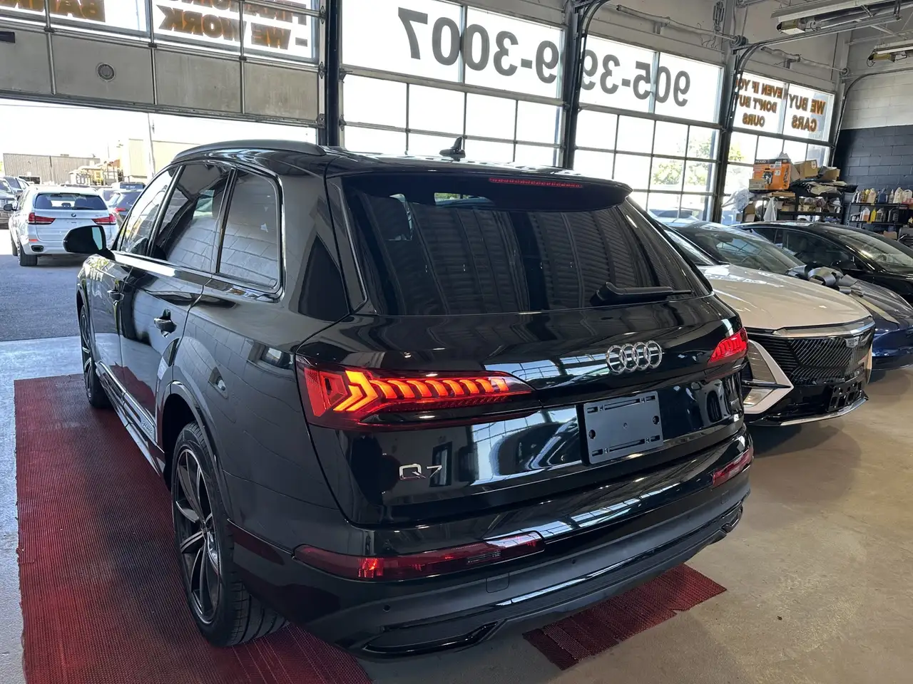 Audi Q7 - Image 5