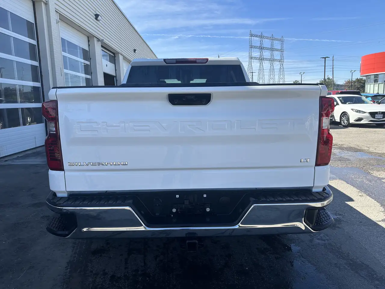 Chevrolet Silverado 1500 - Image 3