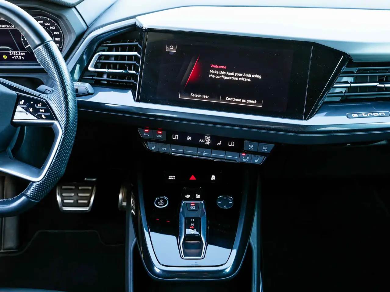 Audi Q4 e-tron - Image 17