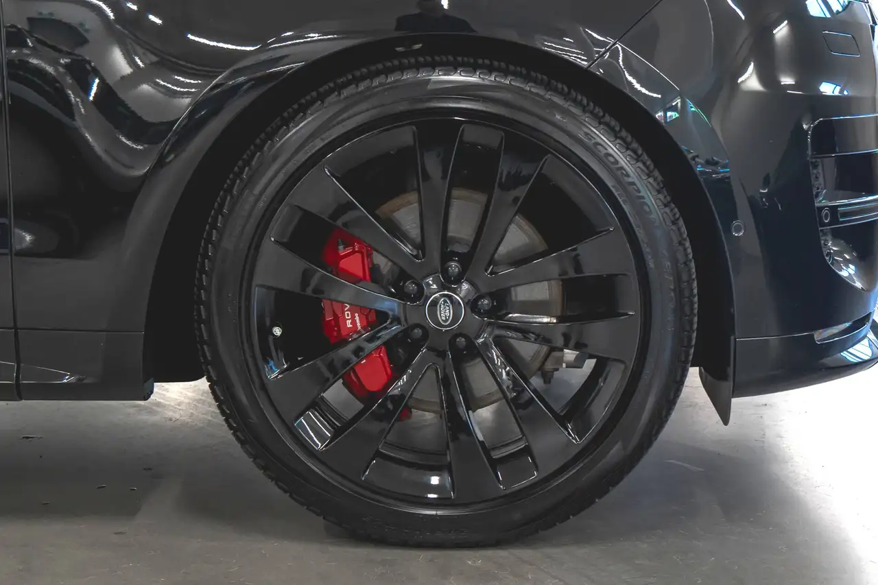 Land Rover Range Rover Sport - Image 18