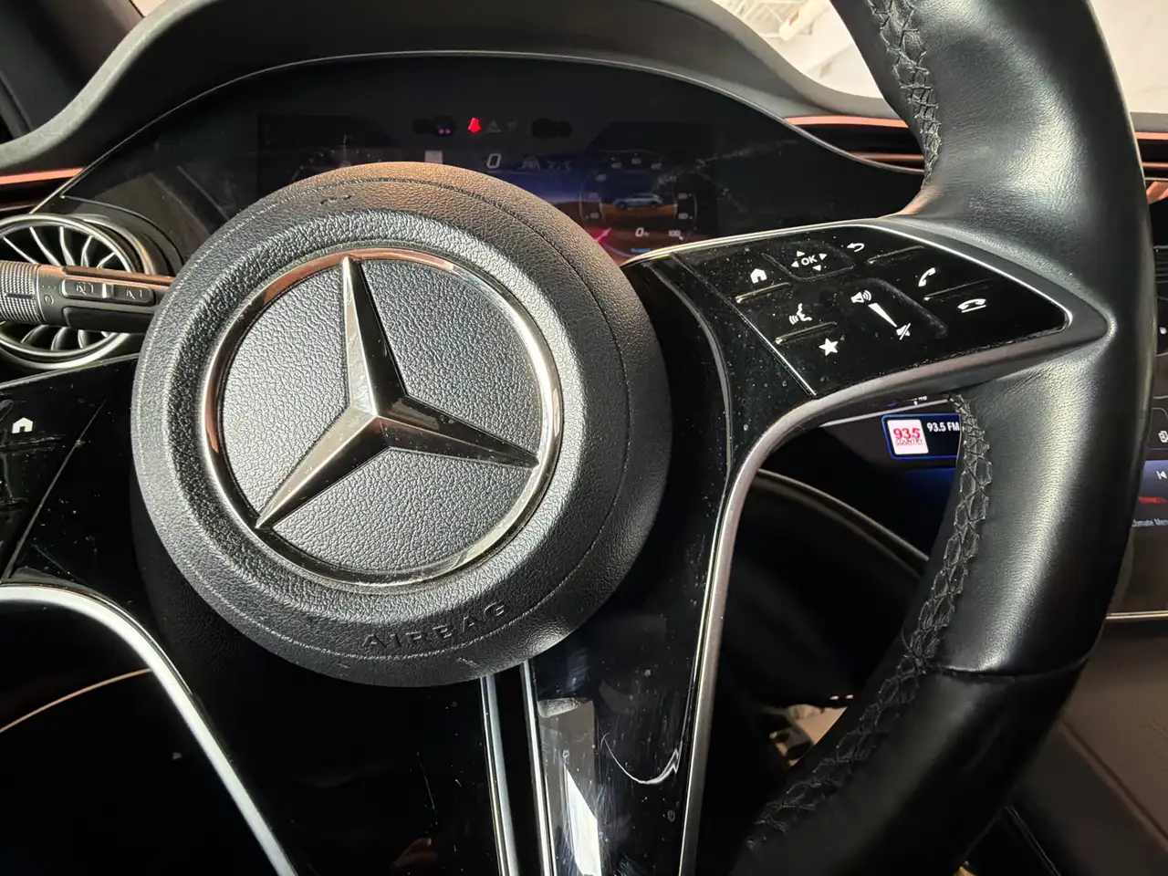 Mercedes-Benz EQS - Image 11