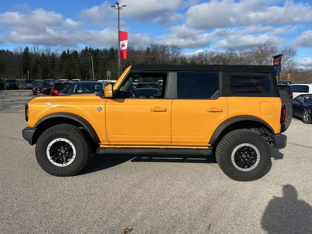 Ford Bronco - Image 10