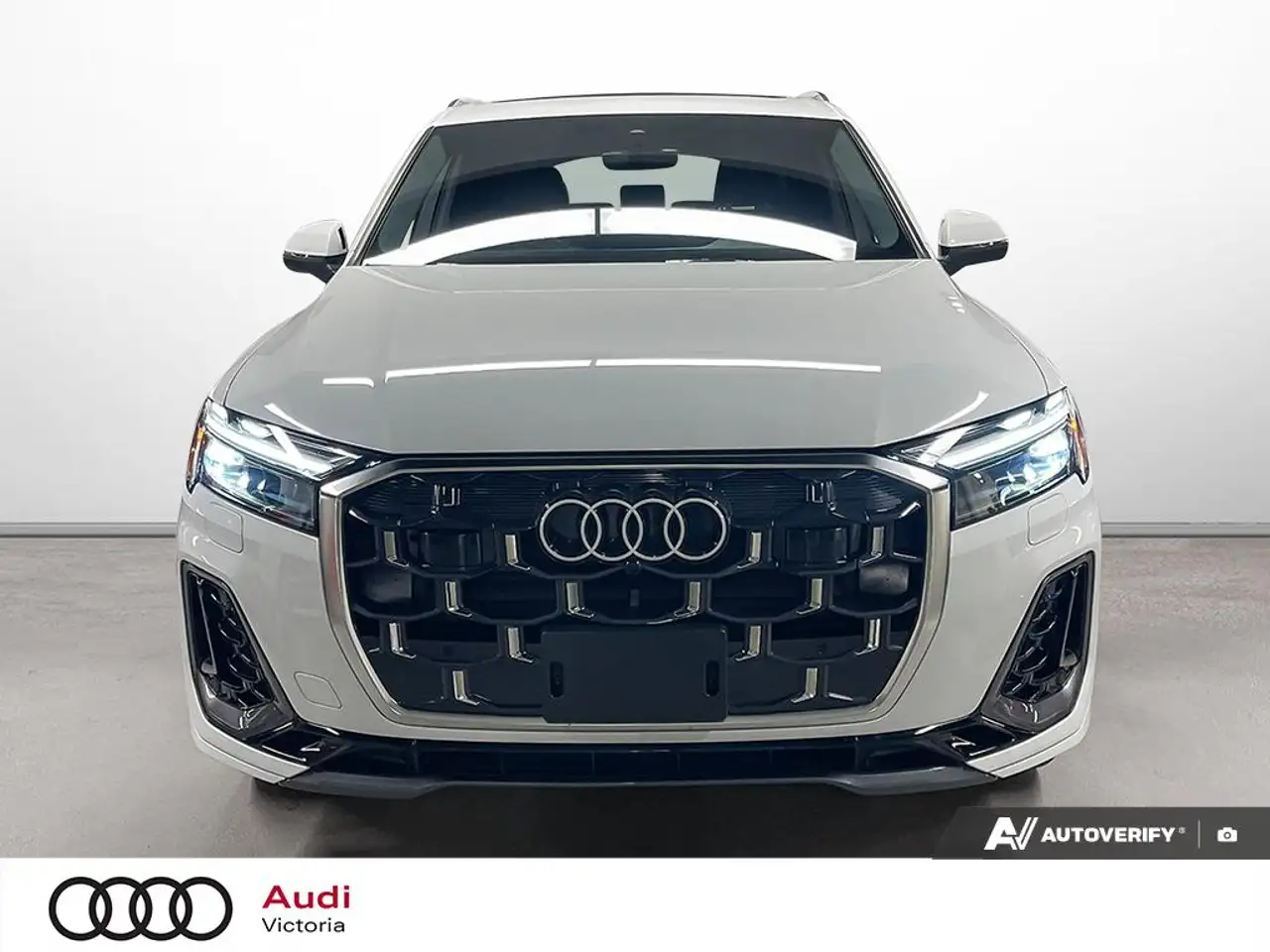 Audi Q7 - Image 2
