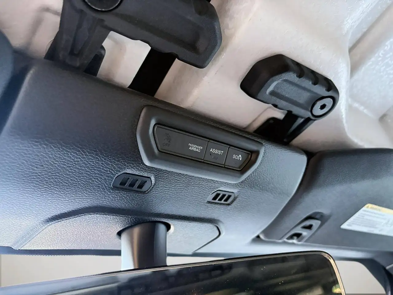 Jeep Wrangler - Image 30