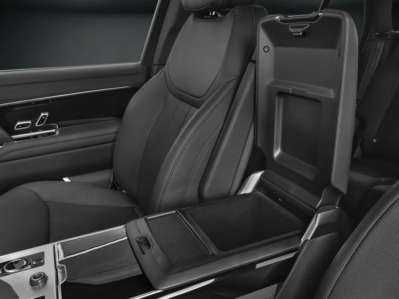 Land Rover Range Rover - Image 10