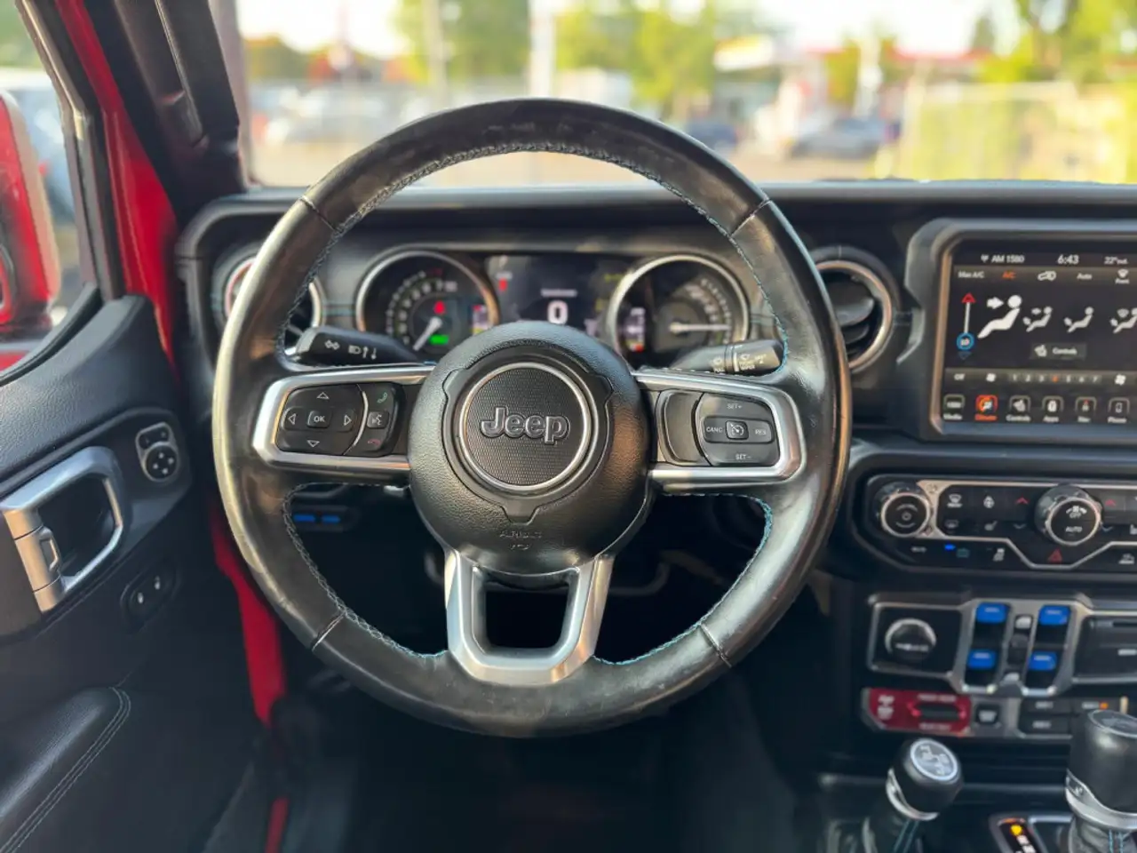 Jeep Wrangler - Image 18