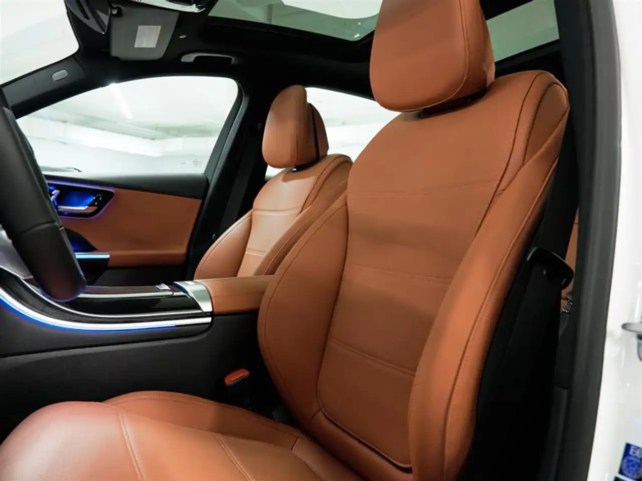 Mercedes-Benz C-Class - Image 20