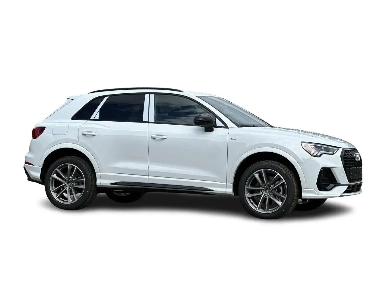 Audi Q3 - Image 17