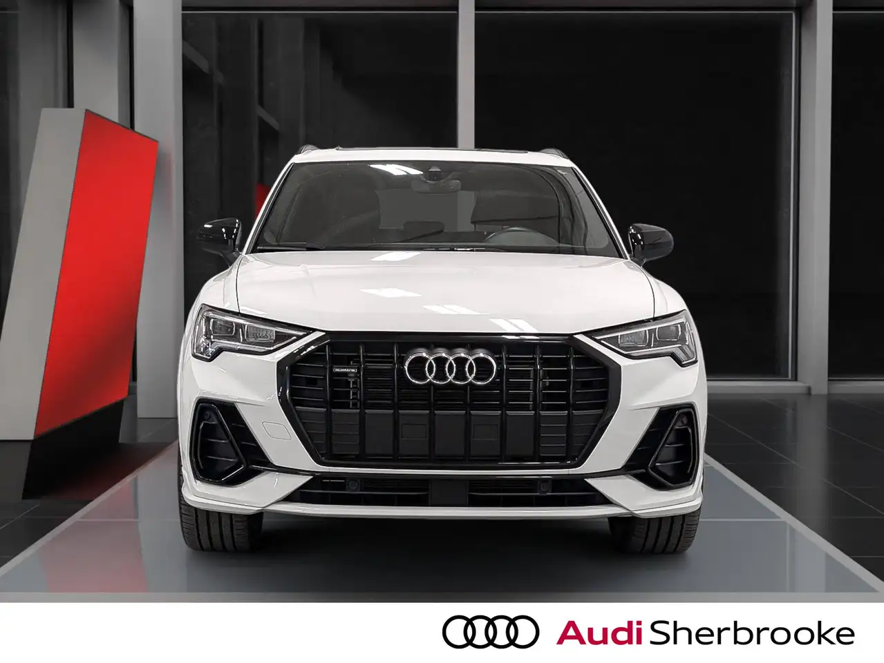 Audi Q3 - Image 2