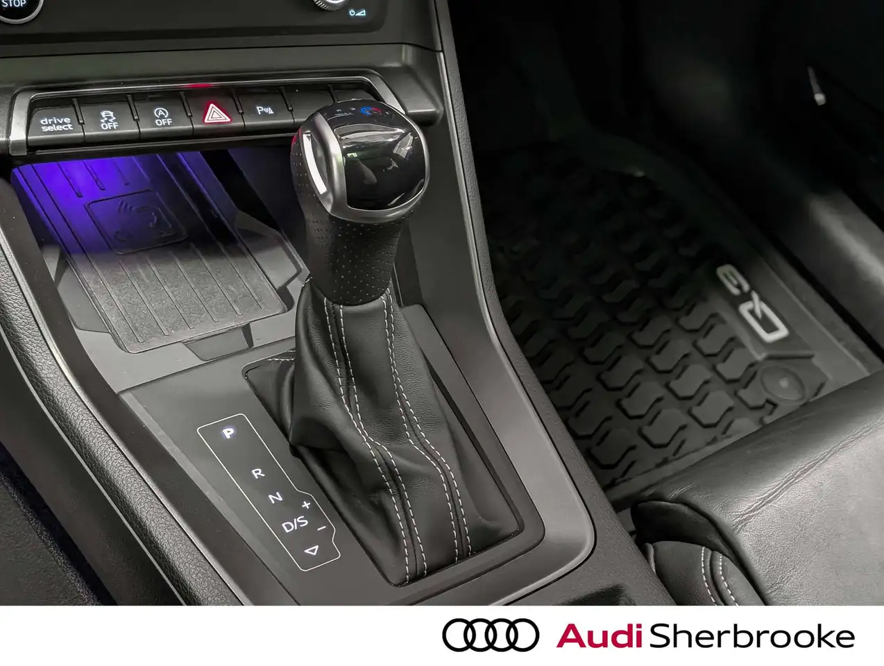 Audi Q3 - Image 14