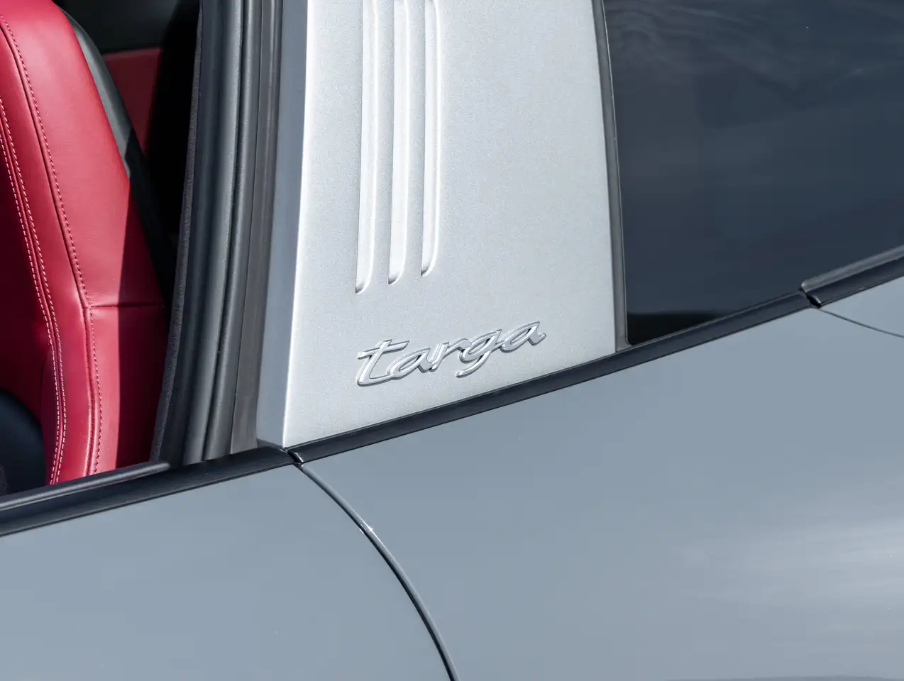 Porsche 911 - Image 17