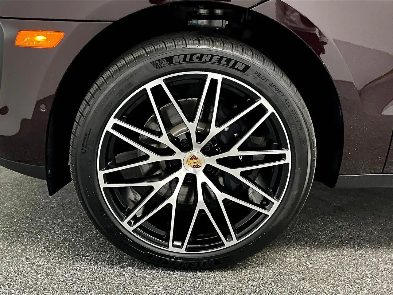 Porsche Macan - Image 38