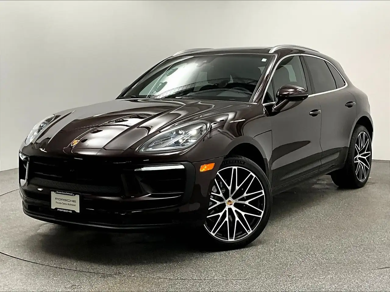 Porsche Macan - Image 40