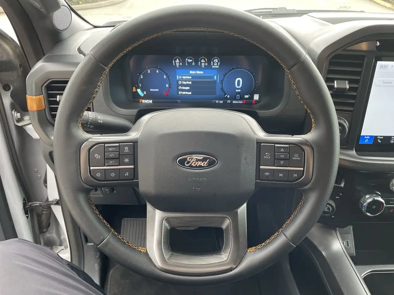 Ford F-150 - Image 21