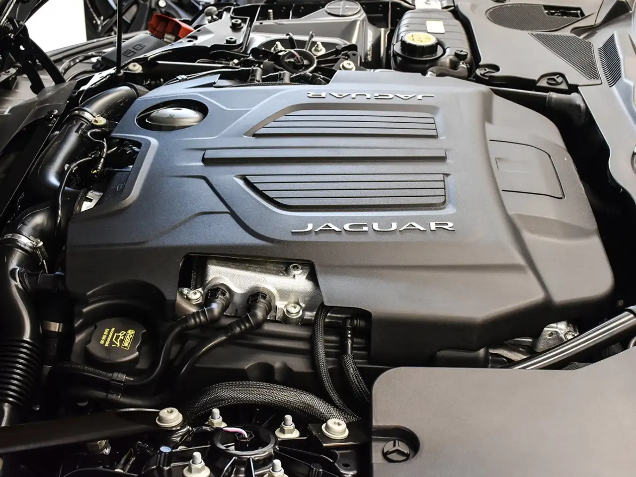 Jaguar F-Type - Image 26