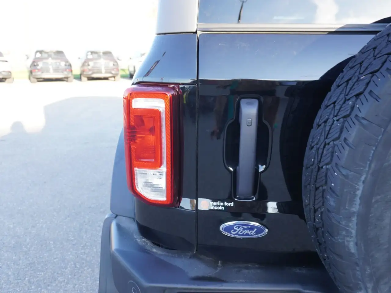 Ford Bronco - Image 13