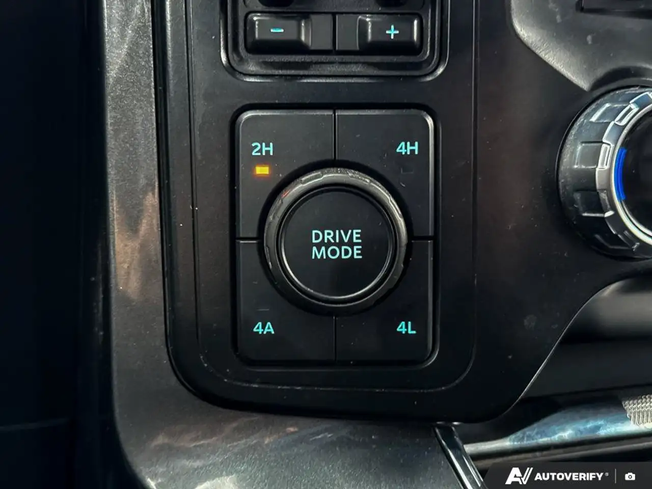 Ford F-150 - Image 22
