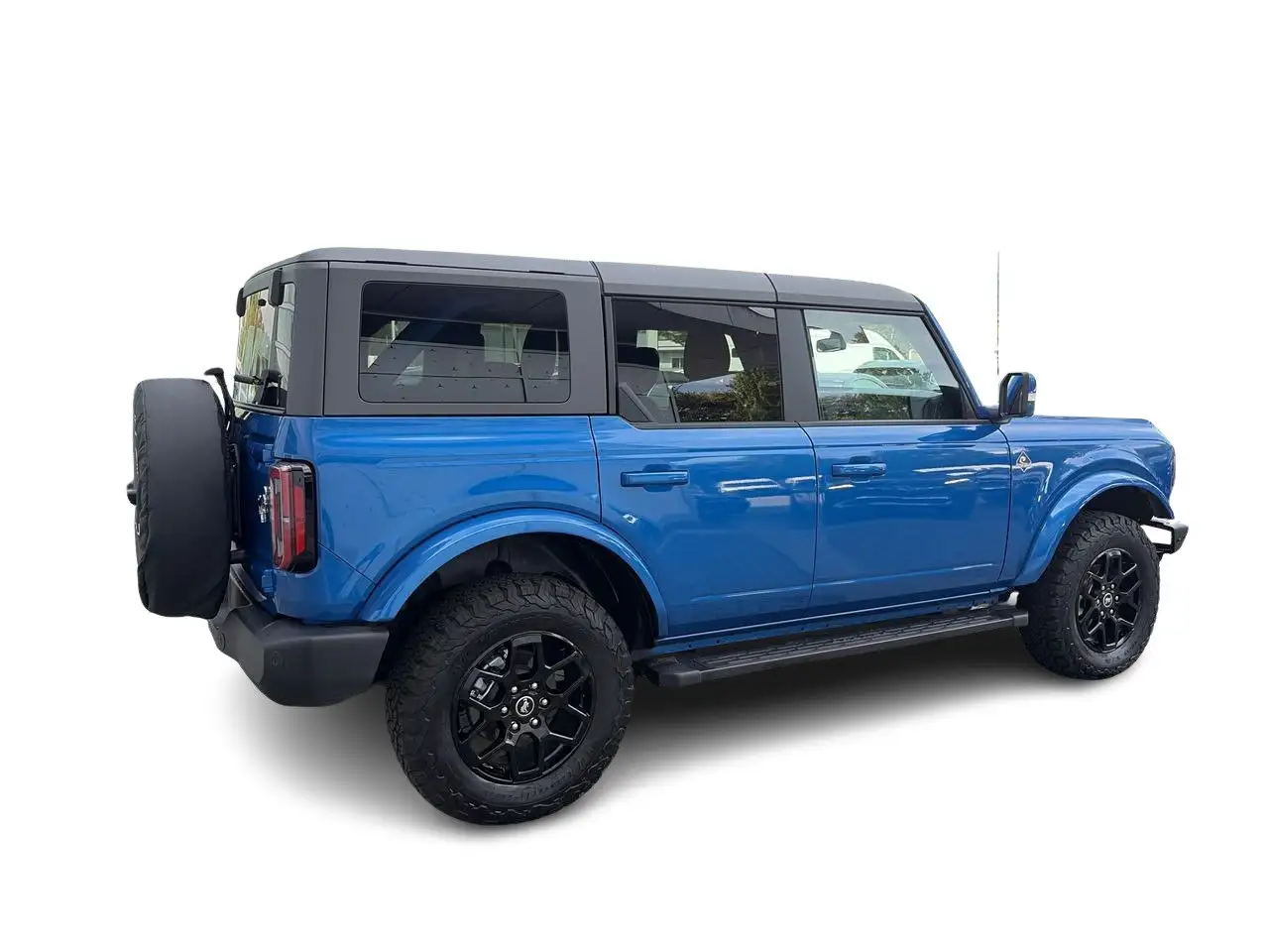 Ford Bronco - Image 15