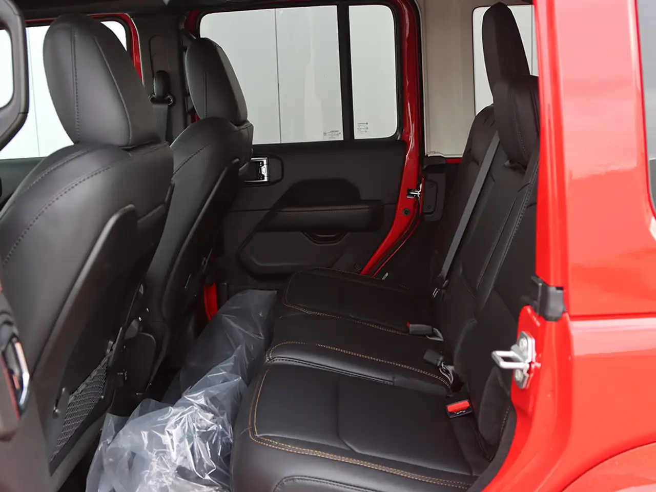 Jeep Wrangler - Image 24