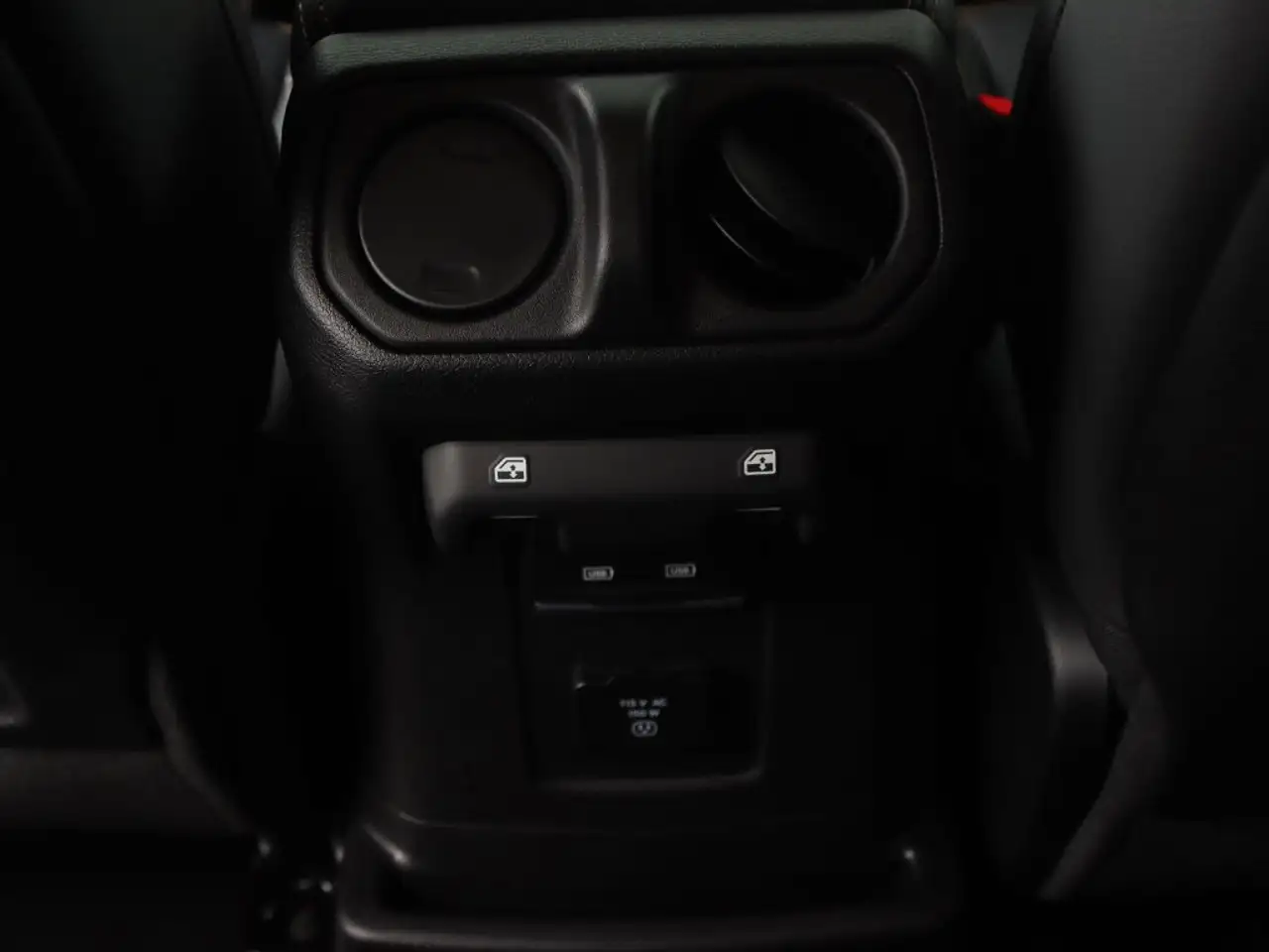 Jeep Wrangler - Image 22