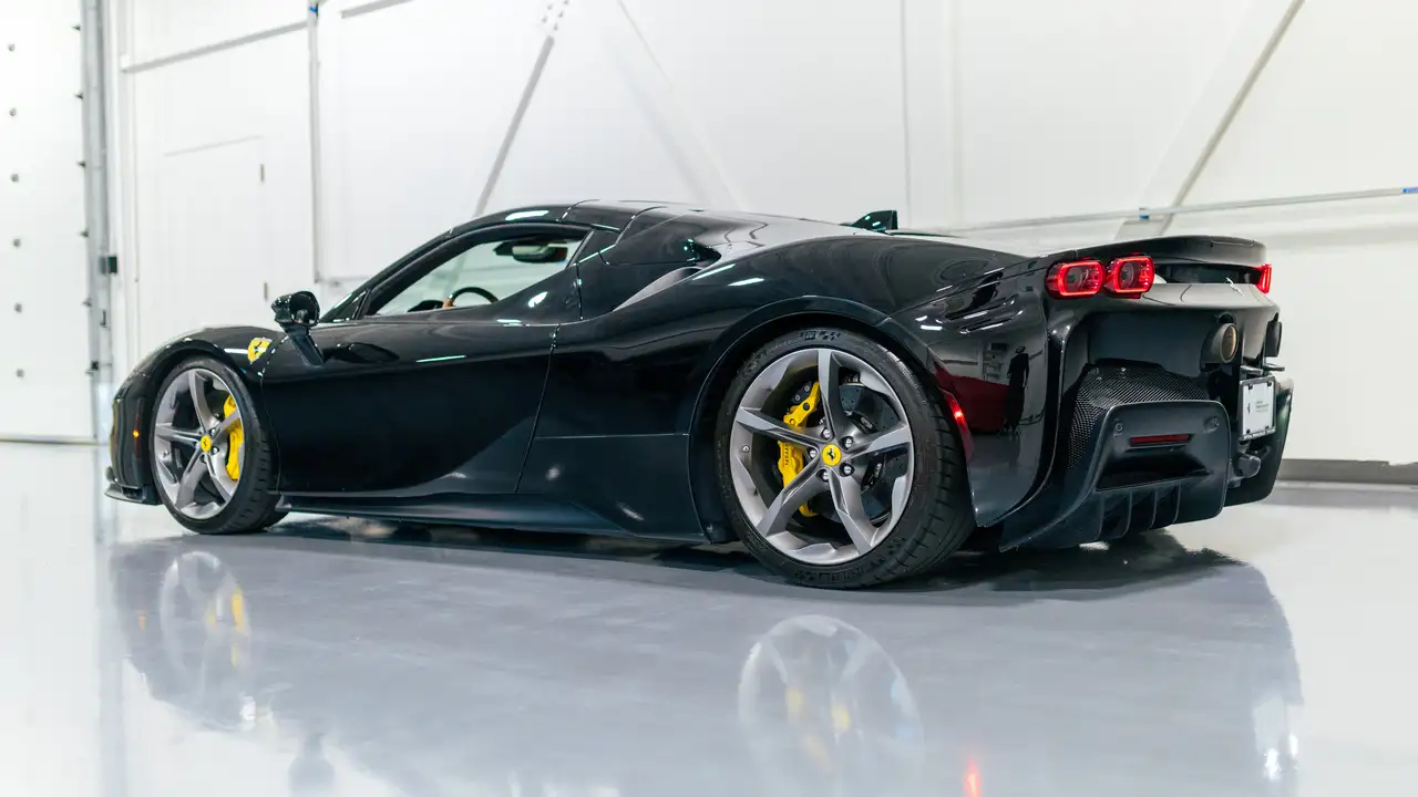 Ferrari SF90 Spider - Image 19