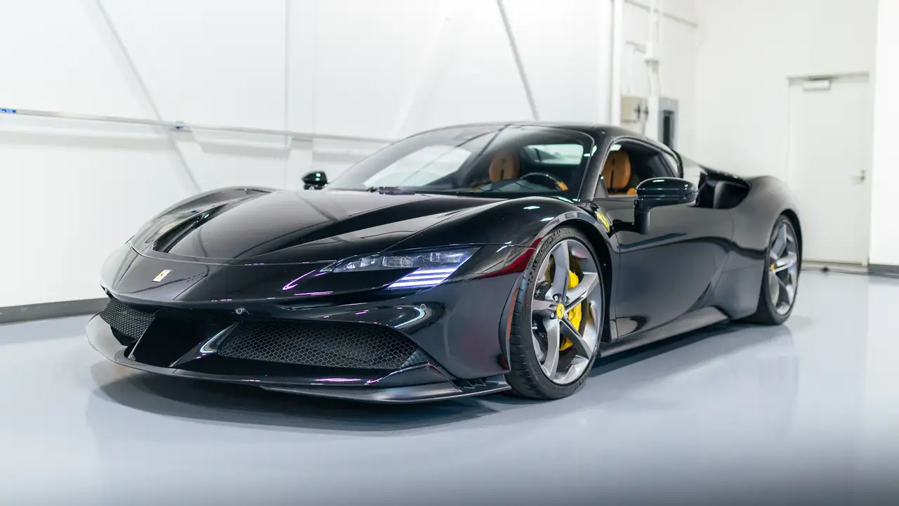 Ferrari SF90 Spider - Image 2