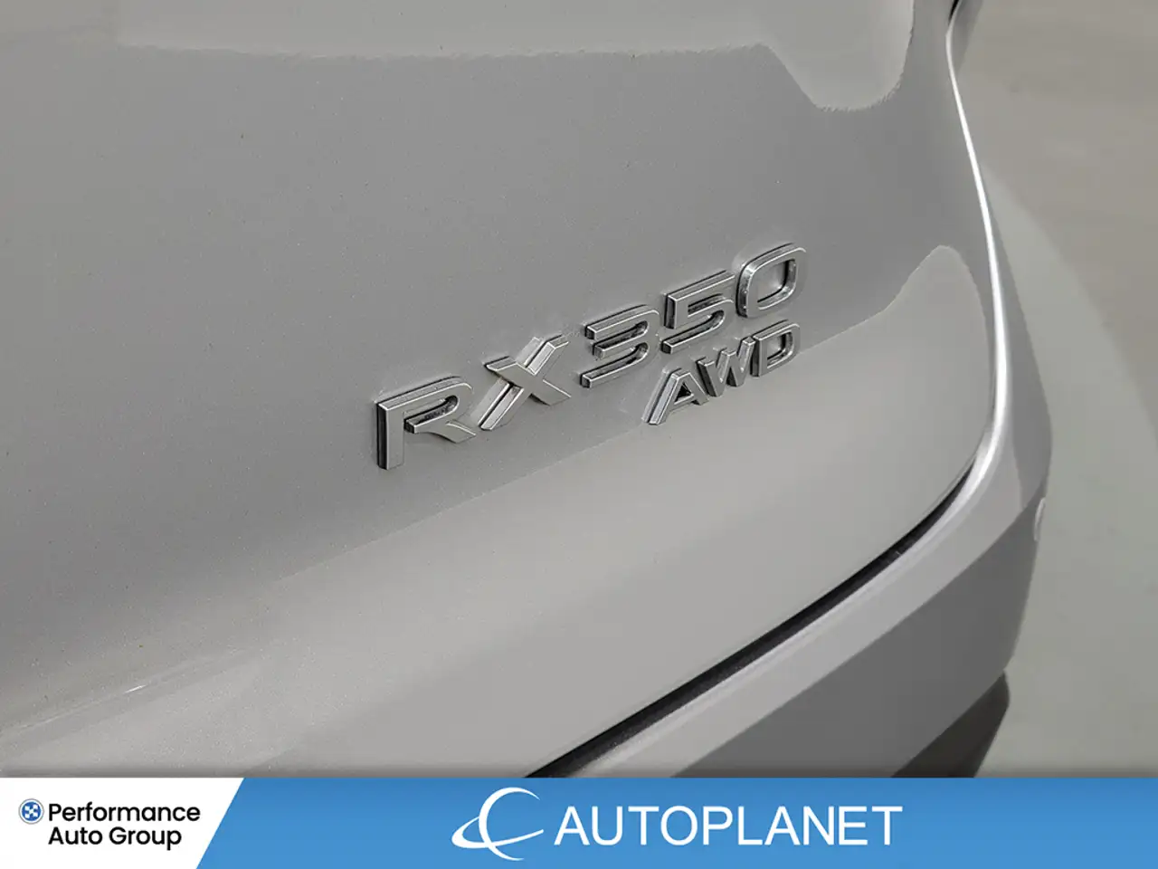 Lexus RX - Image 12