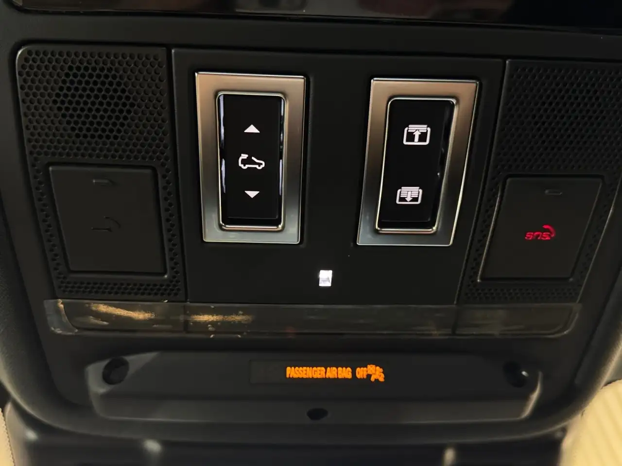 Land Rover Range Rover Evoque - Image 22