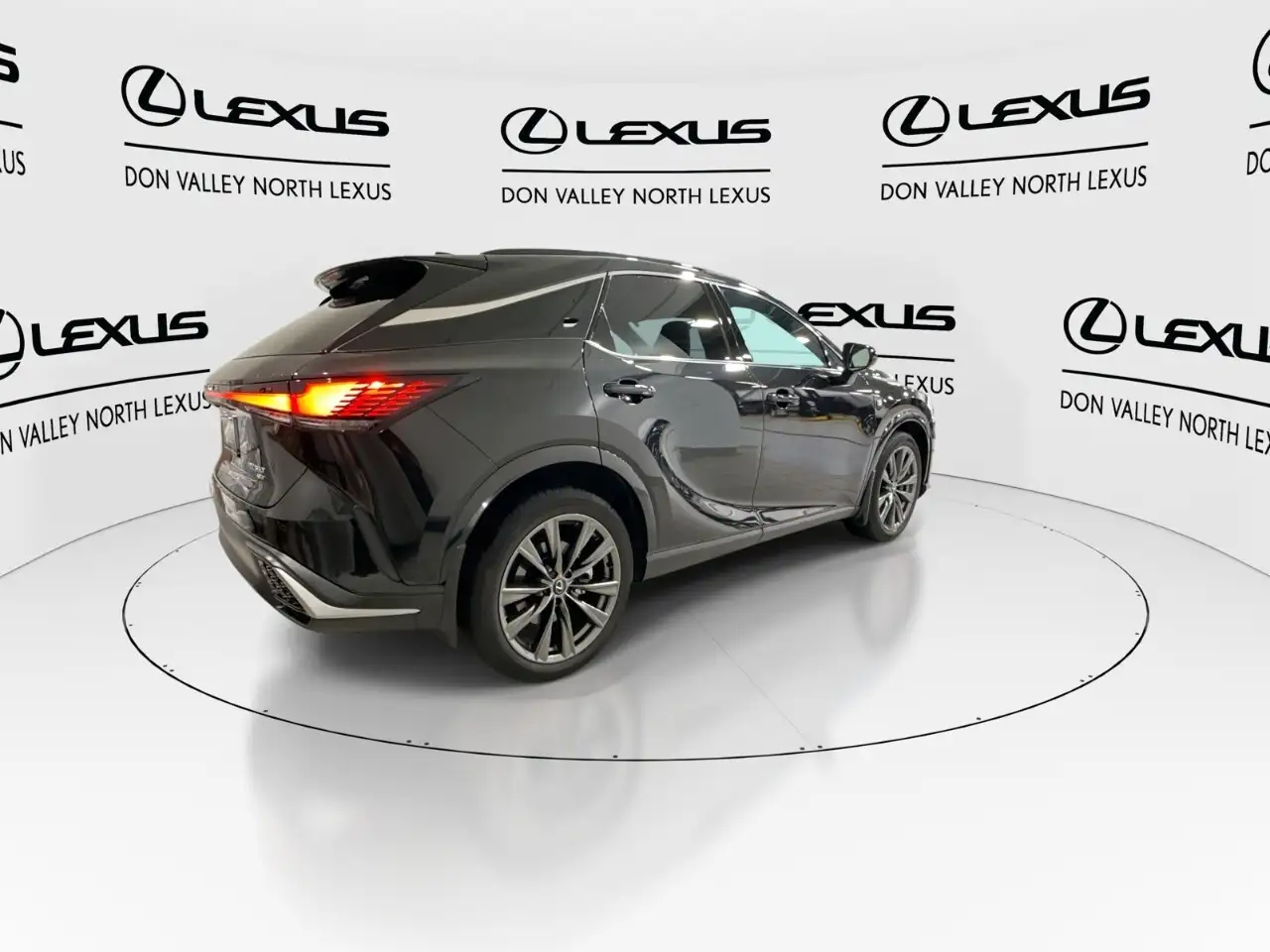 Lexus RX - Image 8
