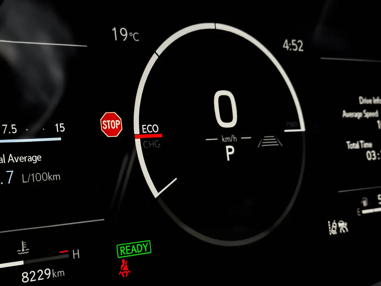 Lexus RX - Image 17