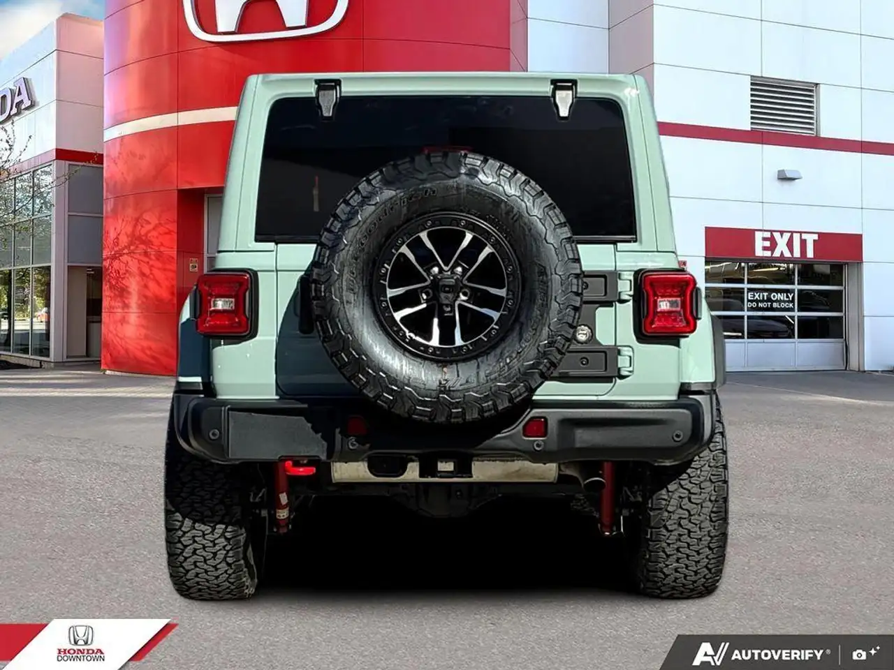 Jeep Wrangler - Image 5