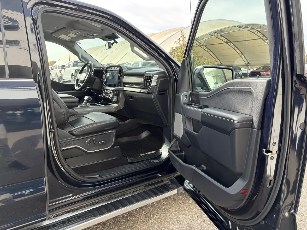 Ford F-150 - Image 11