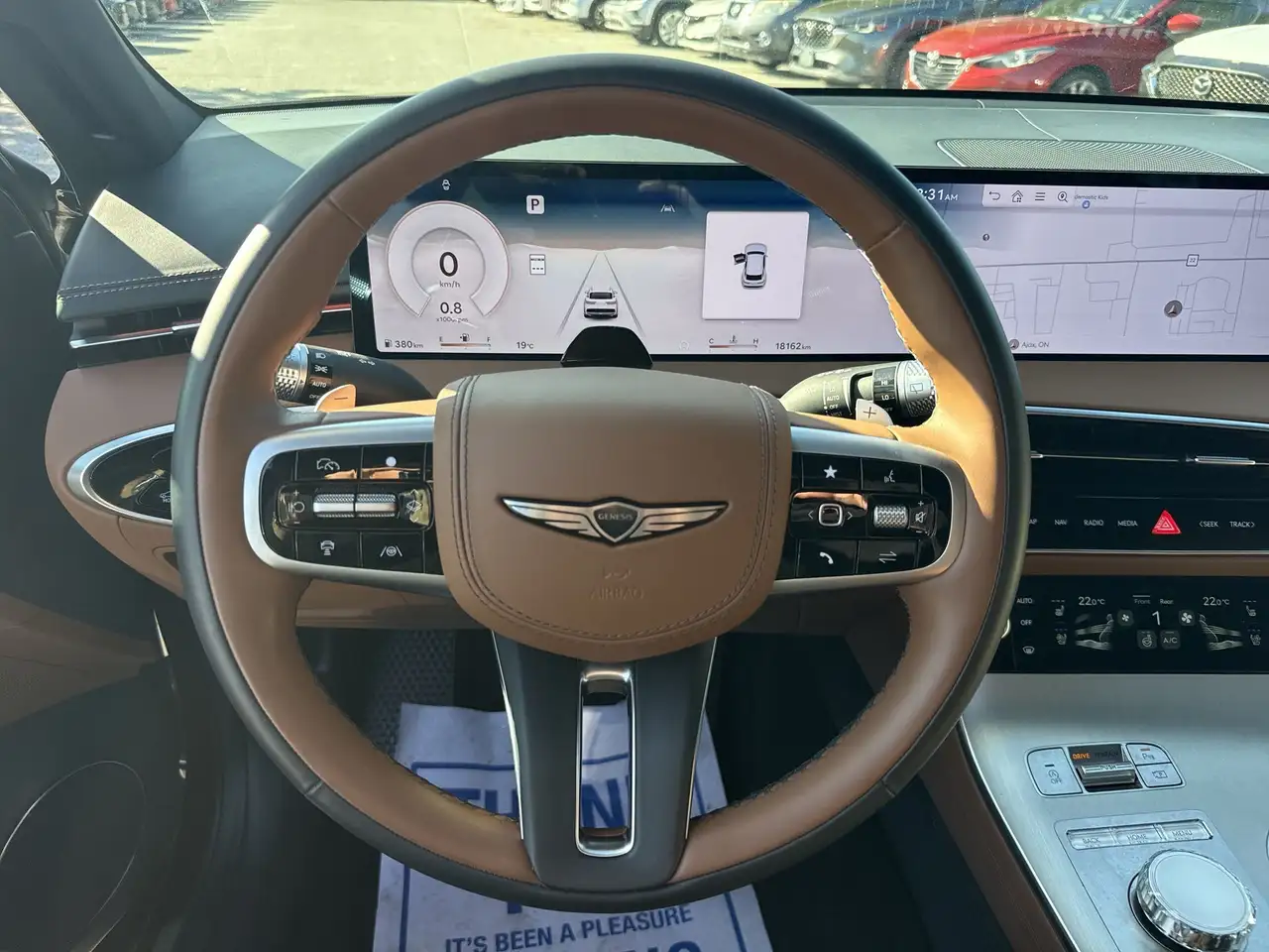 Genesis GV70 - Image 11