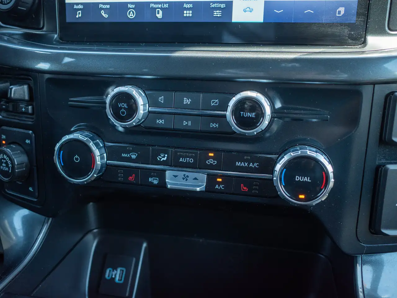 Ford F-150 - Image 43
