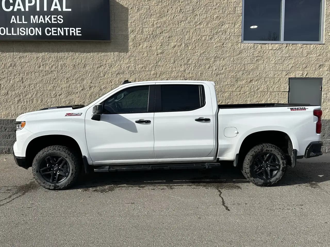 Chevrolet Silverado 1500 - Image 4