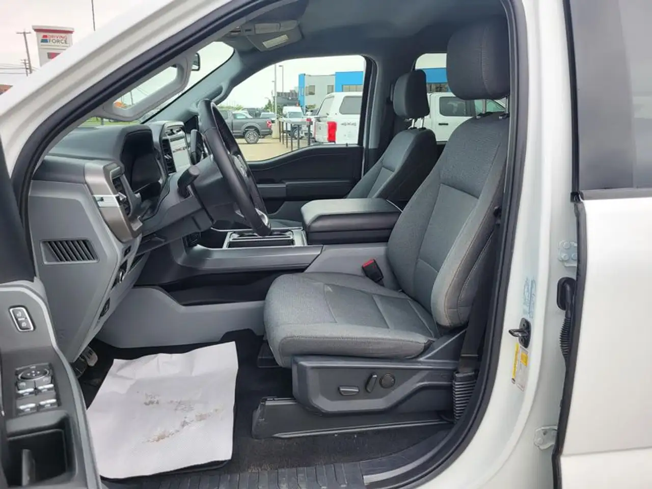 Ford F-150 - Image 12