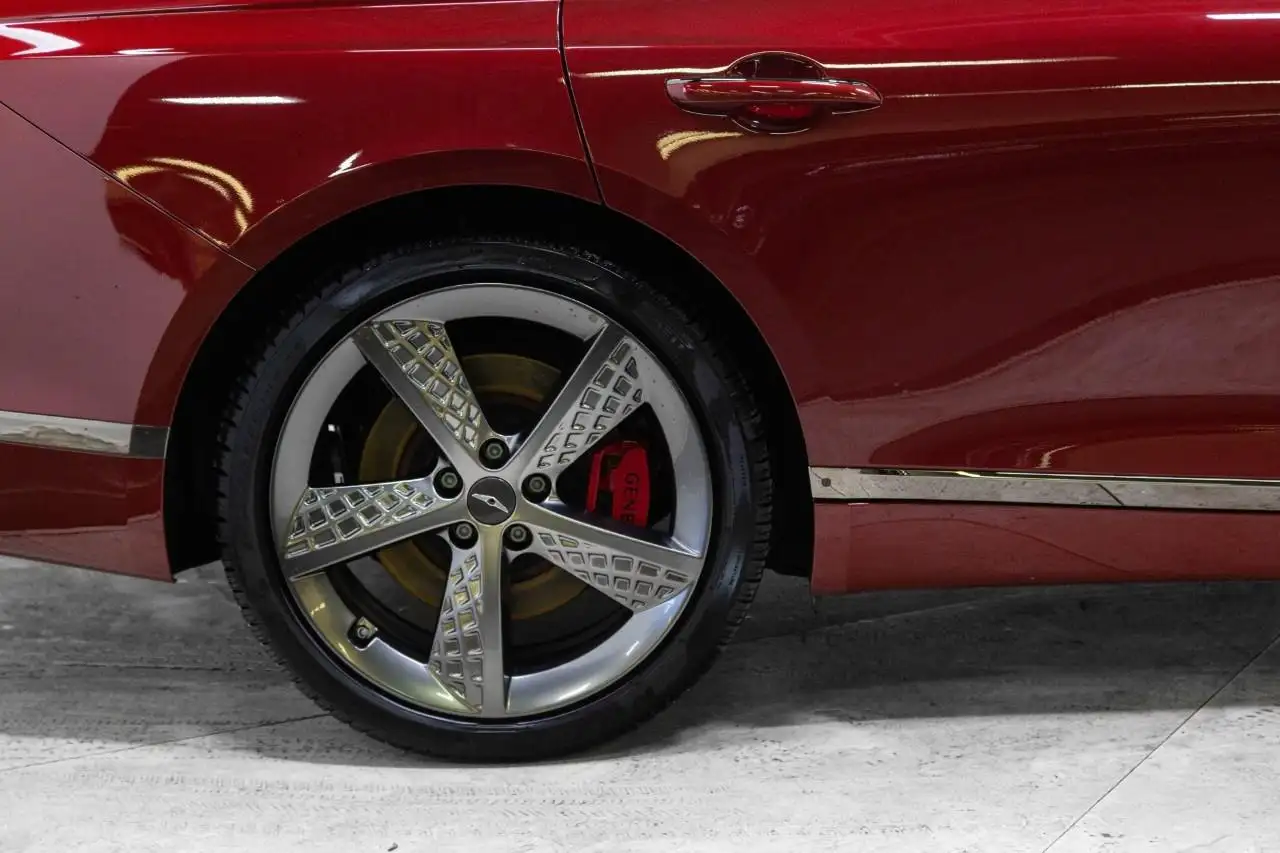 Genesis G80 - Image 12