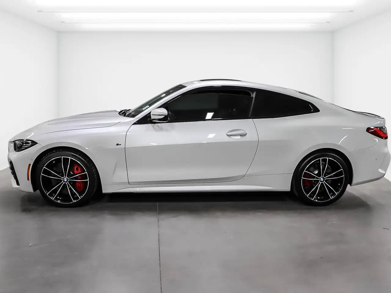 BMW 4 Series - Image 5